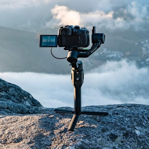 DJI Ronin-SC, 3-Axis Camera Stabilizer, up to 2kg (4.4lbs) Payload, Lightweight Design, Dynamic Stability, Automated Features, Available for Canon/Sony/Panasonic/Nikon/Fujifilm - Image 4