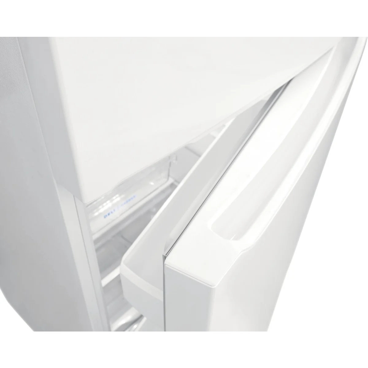 Frigidaire Top Freezer Refrigerator, 18.3 Cu.Ft. Capacity, FFTR1835VW - Image 3